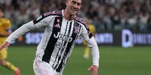 米体：米兰在关注弗拉霍维奇的情况，但在八月底前并不急于出手