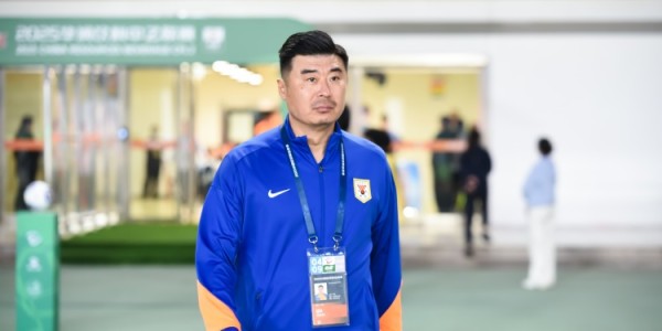 开云体育下载-韩鹏确认王大雷明日确定出战，泽卡身体状态存疑尚待观察