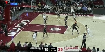 开云体育官网-他的名字和号码加起来，就是无畏