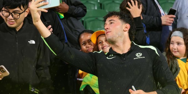 开云体育下载-澳大利亚中卫：我告诉铃木彩艳我们会进球，这是我们之间的友谊赛