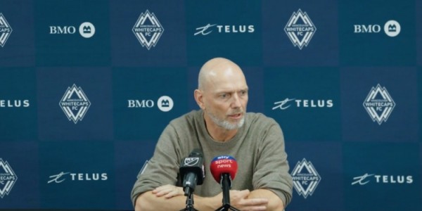 开云体育app-温哥华白浪主帅：穆勒的足球智商很高，如果一切顺利他很快首发