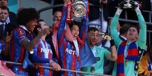 开云体育官网-羡慕！7名日本旅欧球员拿顶级赛事冠军，镰田大地足总杯&amp;amp;两人MVP